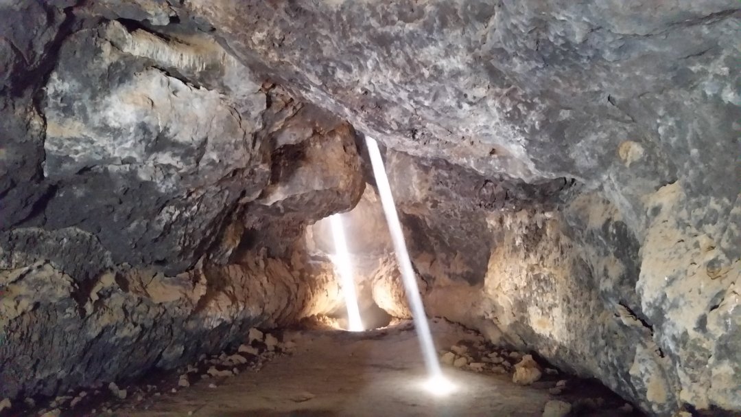 Mojave Lava Tubes on Mojave with SW 4x4 Tours