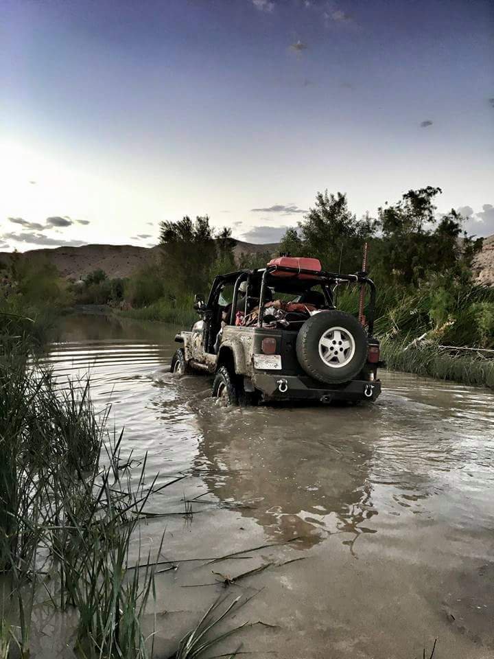Mojace river water crossing jeep adventure tour explore